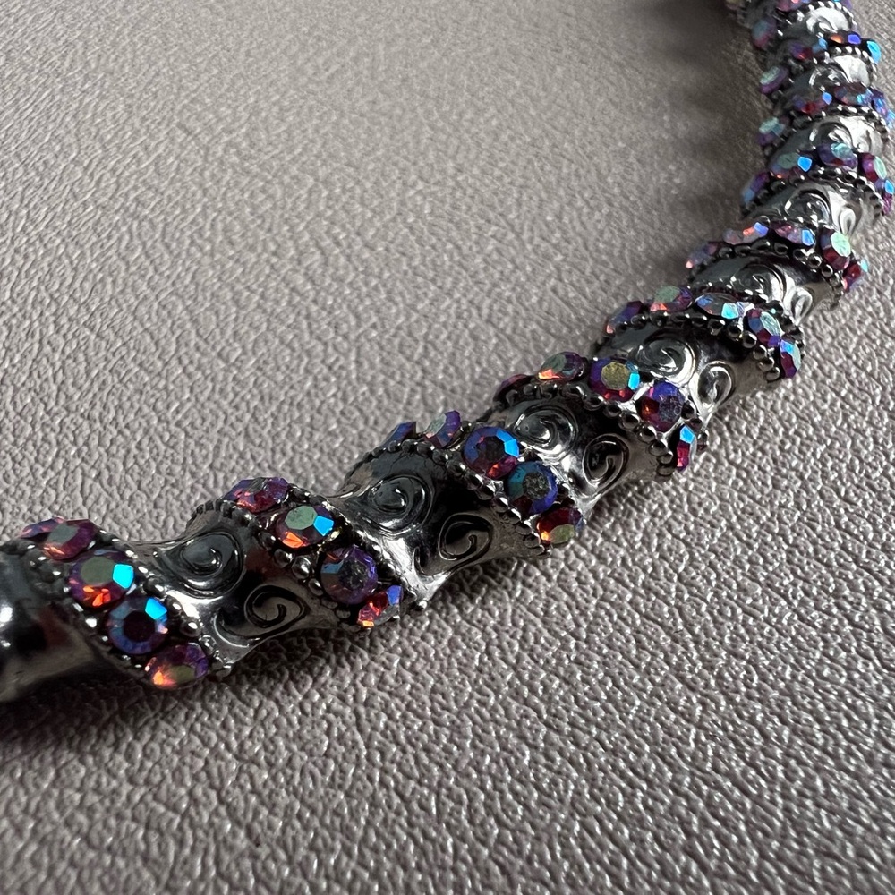 Multi-coloured rhinestone spiral choker
